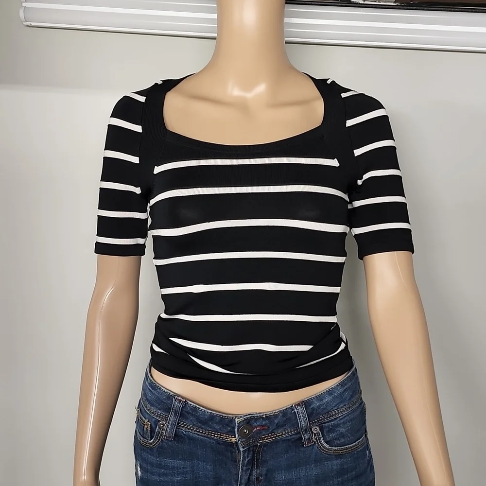 White House Black Market tops - Picture 1 of 8
